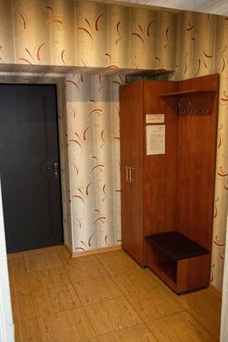 Гостиница Гранд Чебоксары Двухместный номер с 2 отдельными кроватями и душем-3